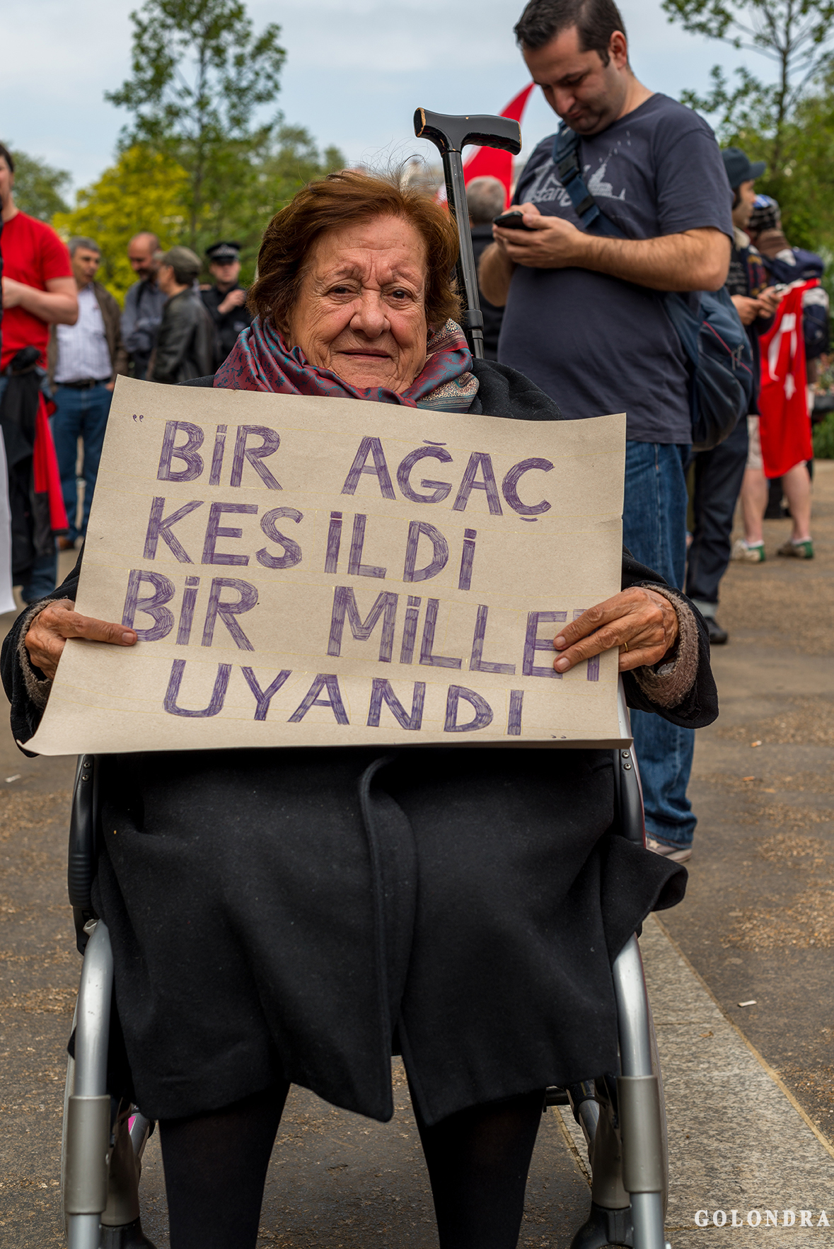Protesting Turkish Government - Turk Hukumetini Protesto - Londra - London (18)
