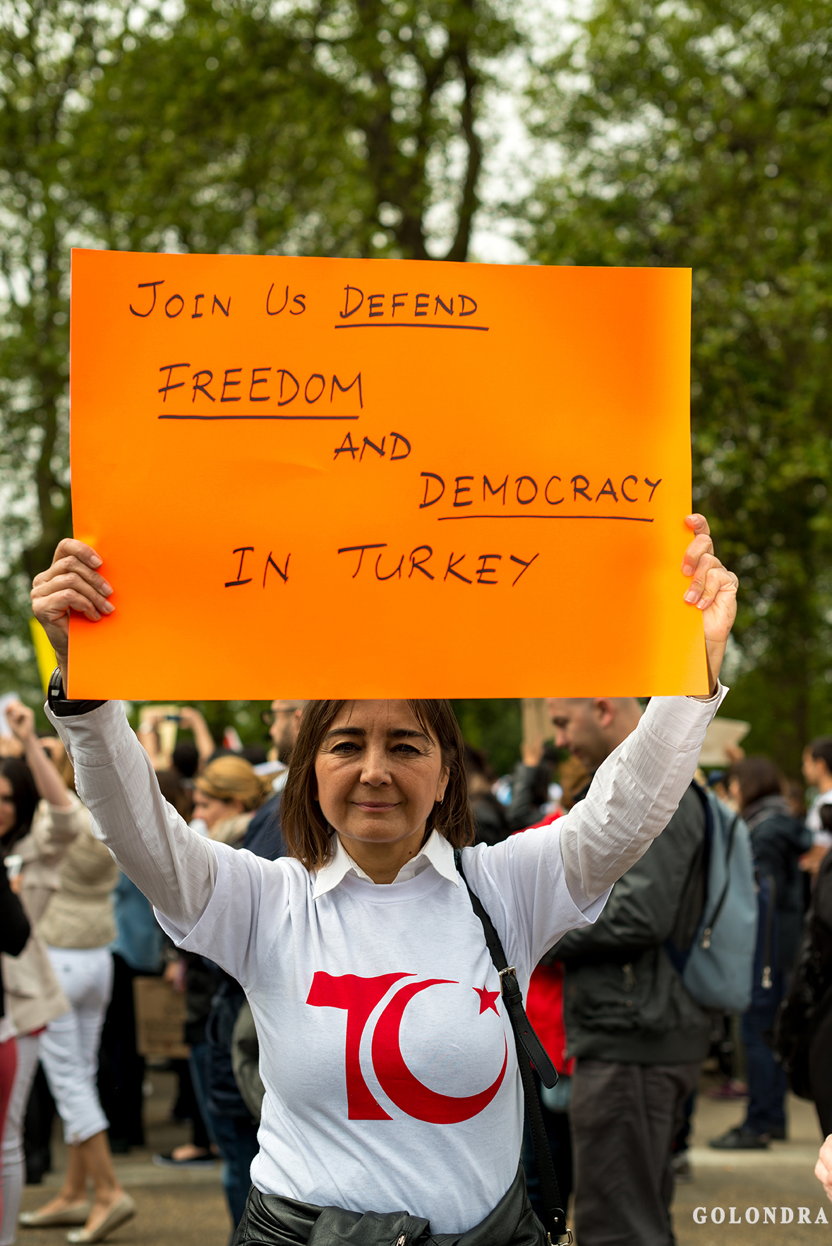 Protesting Turkish Government - Turk Hukumetini Protesto - Londra - London (6)