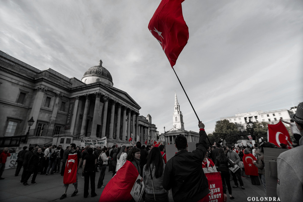 Protests in London Trafalgar Square - Occupygezi (23)